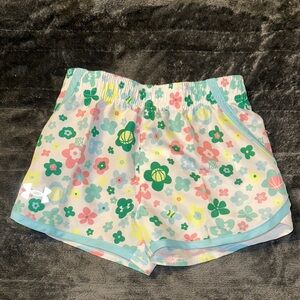 NWT Under Armour White and Blue Floral Shorts (24 Months)